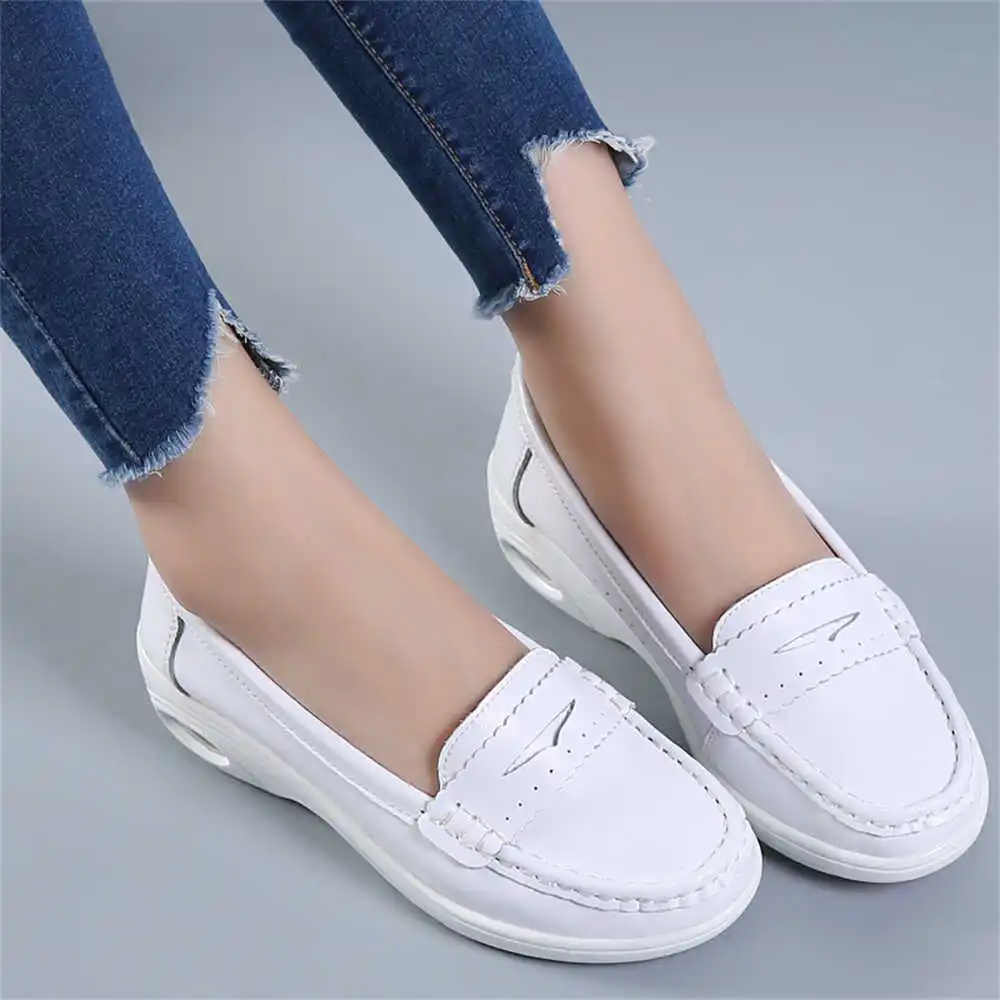 Thick Sole Slipon White Traine - Formal Men Daily Wear Slippers avaliação e preço
